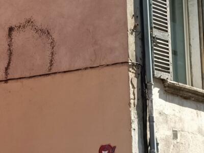 Red heart panel and octopus — Street art by A2, Gzup in Marseille