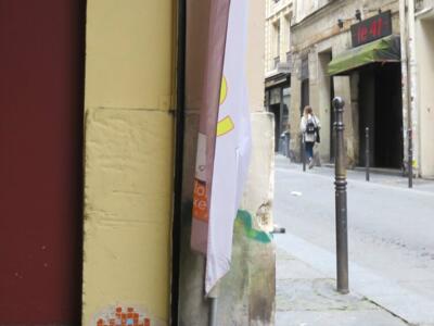 PA_30, Orange Space Invader on Rue Quincampoix — Street art by Invader in Paris