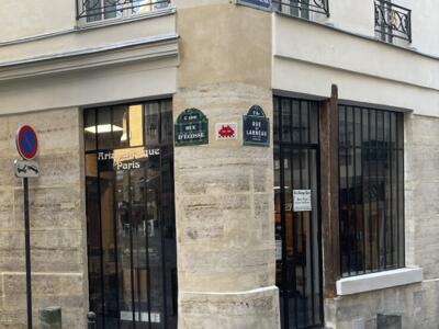 PA_39, Space Invader on Rue de Lanneau — Street art by Invader in Paris