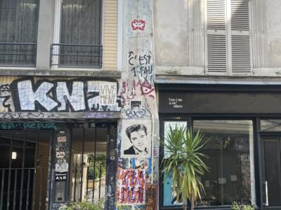 PA_101, Space Invader on Rue Dénoyez — Street art by Invader in Paris