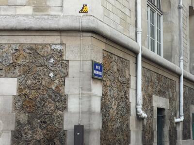 PA_111, Space Invader on Rue Hermel — Street art by Invader in Paris