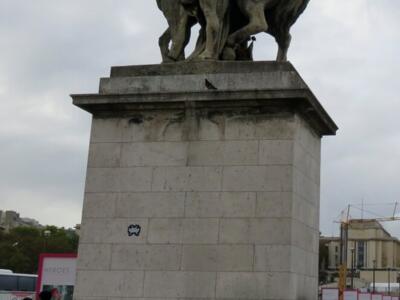 PA_107, Space Invader on the Pont d'Iéna — Street art by Invader in Paris