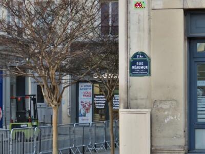 PA_193, Space Invader on 1 Rue Bailly — Street art by Invader in Paris