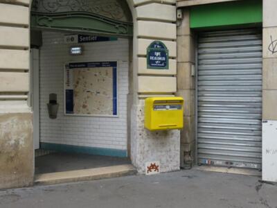 PA_62, Space Invader de la rue de Cléry — Street art de Invader à Paris
