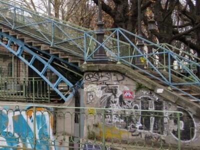 PA_19, Space Invader on Passerelle Arletty — Street art by Invader in Paris