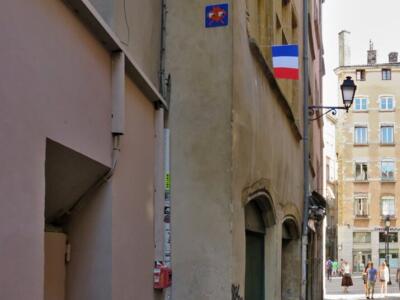 LY_07, Space Invader on 13 Rue Lainerie — Street art by Invader in Lyon