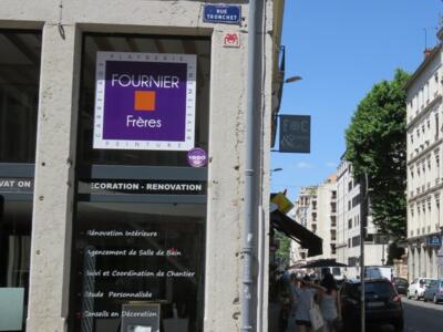 LY_12, Space Invader on 81 Rue Tronchet — Street art by Invader in Lyon