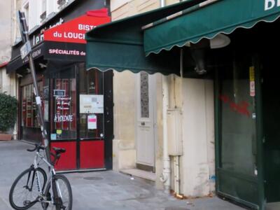 PA_508, Space Invader on Rue des Prouvaires — Street art by Invader in Paris
