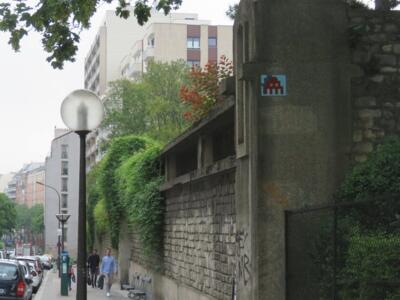 PA_521, Space Invader on 246 Rue de Belleville — Street art by Invader in Paris