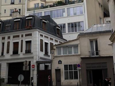 PA_642, Space Invader de la rue Berthe — Street art de Invader à Paris