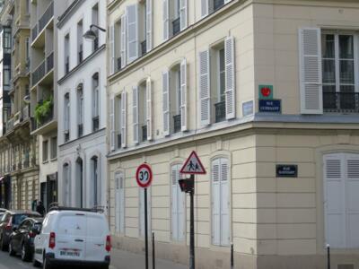 PA_663, Space Invader du boulevard Pereire — Street art de Invader à Paris