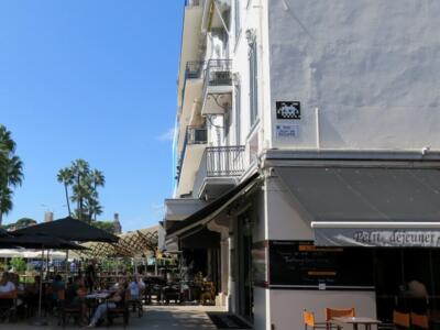 CAZ_04, Space Invader on 1 Rue Jean de Riouffe — Street art by Invader in Cannes