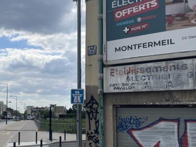 PA_752, Space Invader on 14 Boulevard Édouard Branly — Street art by Invader in Paris