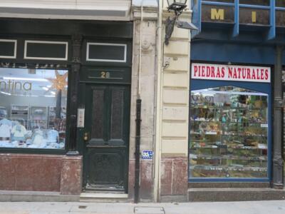 BBO_11, Space Invader on 28 Dendarikale kalea — Street art by Invader in Bilbao