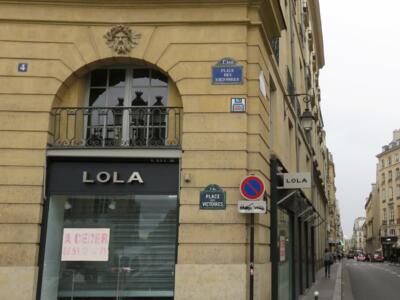 PA_775, Space Invader on Rue la Feuillade — Street art by Invader in Paris
