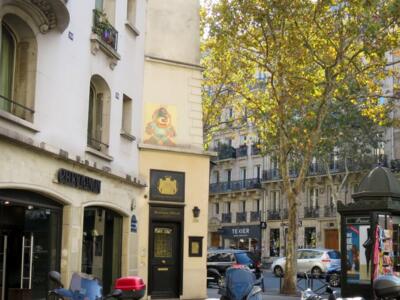 PA_1075, Space Invader on 160 Boulevard Saint-Germain — Street art by Invader in Paris