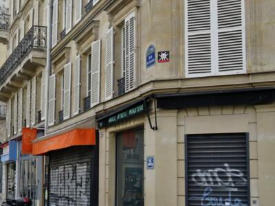 PA_1071, Space Invader on 62 Rue d'Anjou — Street art by Invader in Paris