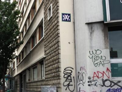 PA_1119, Space Invader on 29 avenue de la République — Street art by Invader in Bagnolet