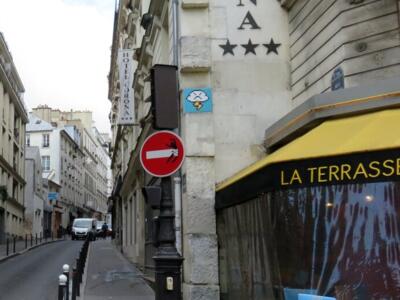 PA_1175, Space Invader de la rue Rodier — Street art de Invader à Paris