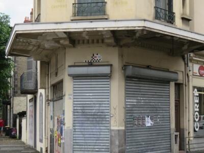 CLR_13, Space Invader on Boulevard Lafayette — Street art by Invader in Clermont-Ferrand