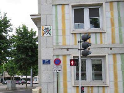 CLR_31, Space Invader de l'avenue de la Libération — Street art de Invader à Clermont-Ferrand