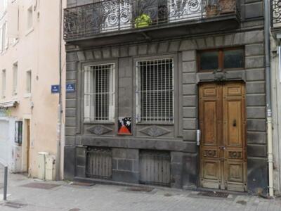 CLR_39, Space Invader on Rue d'Assas — Street art by Invader in Clermont-Ferrand