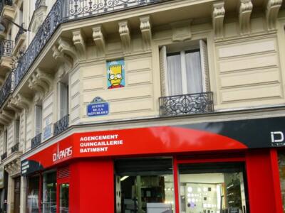 PA_1206, Space Invader on 22 avenue de la République — Street art by Invader in Paris