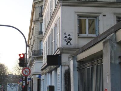 PA_1248, Space Invader on 101 boulevard Richard Lenoir — Street art by Invader in Paris