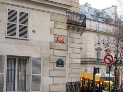 PA_1256, Space Invader de la rue des Petits Hôtels — Street art de Invader à Paris