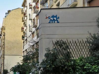 PA_1311, Space Invader on 15 rue Jean Nicot — Street art by Invader in Paris