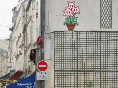 PA_1314, Space Invader on 139 rue Mouffetard — Street art by Invader in Paris
