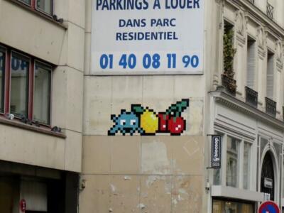 PA_1328, Space Invader on 27bis rue de Paradis — Street art by Invader in Paris