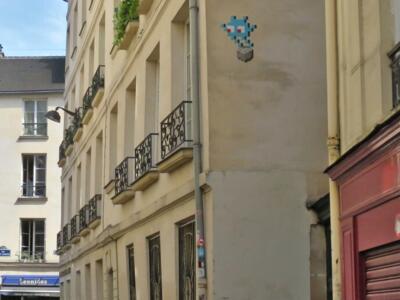 PA_1358, Space Invader on Rue Royer-Collard — Street art by Invader in Paris