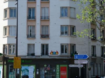 PA_1396, Space Invader du boulevard Berthier — Street art de Invader à Paris