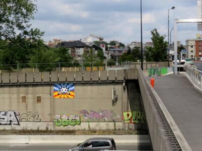 PA_1405, Space Invader on autoroute de l'Est/N486 — Street art by Invader in Champigny-sur-Marne