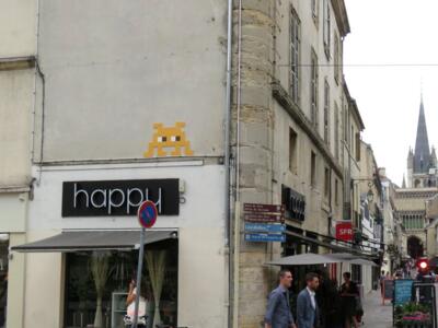 DIJ_06, Space Invader de la rue Musette — Street art de Invader à Dijon