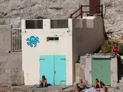 MARS_71, Space Invader in Marseille — Street art by Invader in Marseille