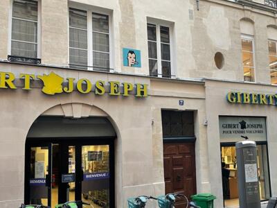 PA_1478, Space Invader on 5 Rue Pierre Sarrazin — Street art by Invader in Paris