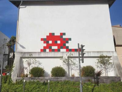 BAB_49, Space Invader de la rue Amédée Dufourg — Street art de Invader à Anglet