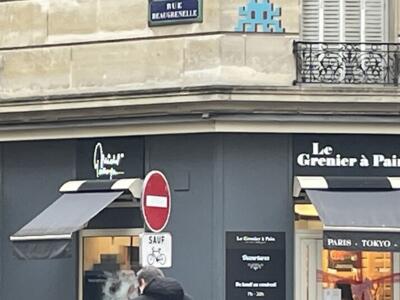 PA_1527, Space Invader de la rue Saint-Charles — Street art de Invader à Paris