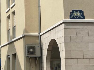 ORLN_03, Space Invader de la rue Notre-Dame de Recouvrance — Street art de Invader à Orléans