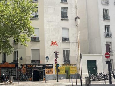 PA_1548, Space Invader de la rue Fauvet — Street art de Invader à Paris