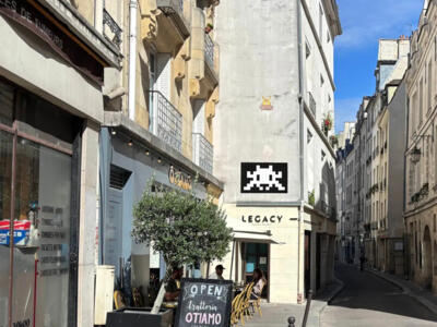 PA_1551, Space Invader de la rue de Bièvre — Street art de Invader à Paris