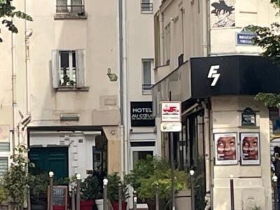 PA_1569, Space Invader du passage du Jeu de Boules — Street art de Invader à Paris