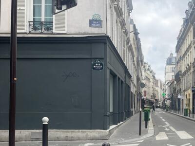 PA_1547, Space Invader on 48–82 Rue Nollet — Street art by Invader in Paris