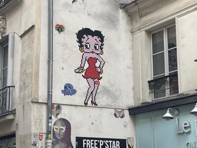PA_1570, Space Invader on Rue de la Verrerie — Street art by Invader, A2 in Paris