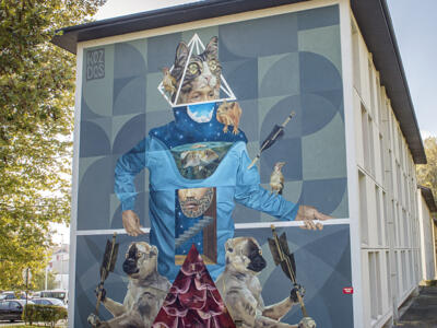 Punto y flecha sobre el plano — Street art de Koz Dos à Bayonne
