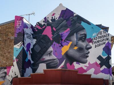 Faces in Black, White and Purple — Street art by Sanckoblack in Saint-Brieuc