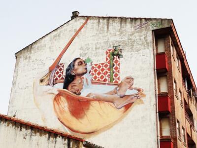 Animal Bathtub — Street art by El Rojo in La Bañeza