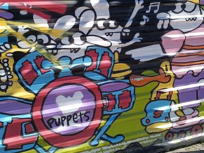 Puppet Band Playing Music — Street art in Madrid
